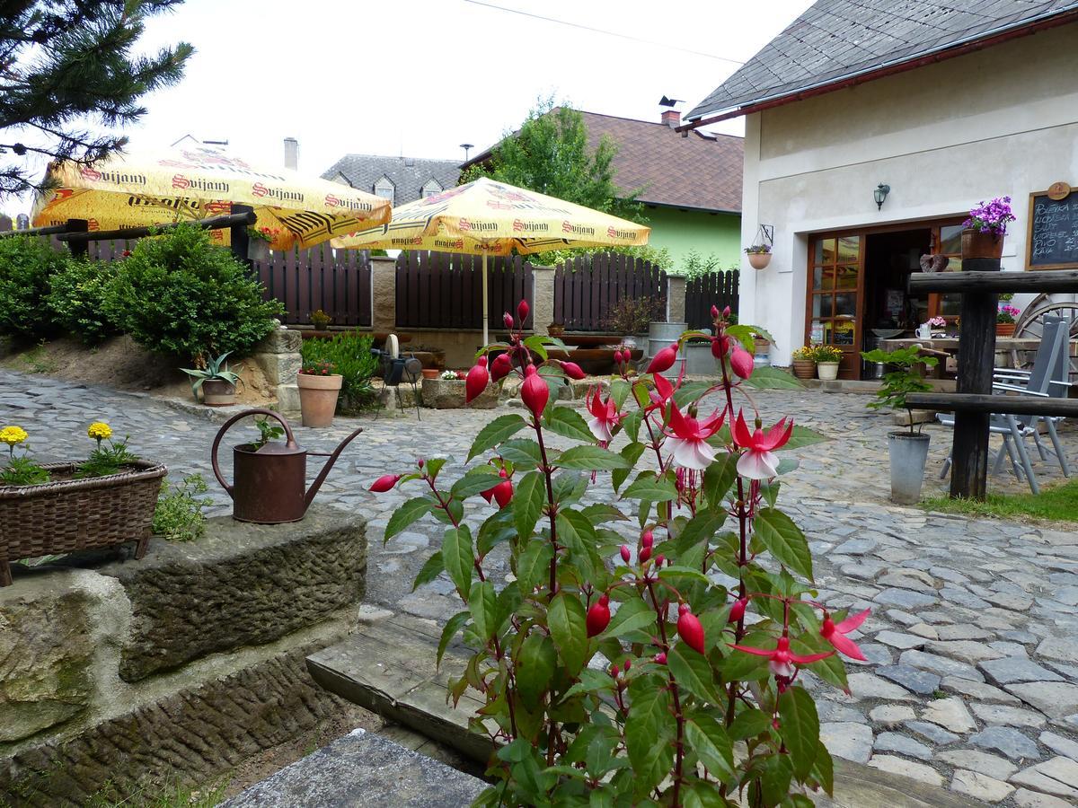 Penzion Suchac Osecna Buitenkant foto