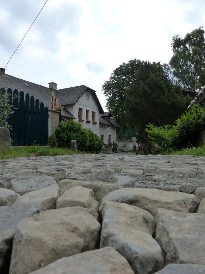 Penzion Suchac Osecna Buitenkant foto